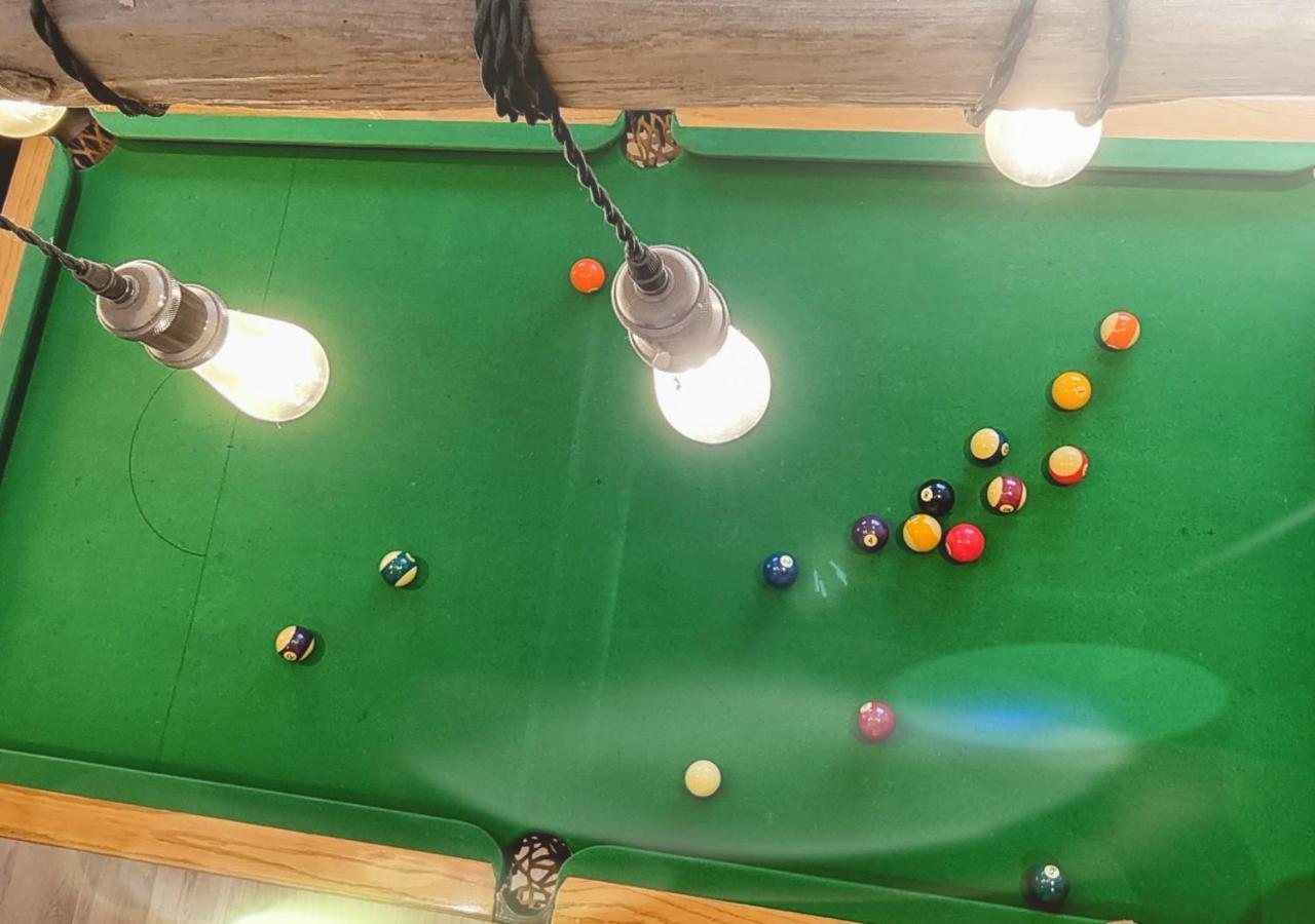 Hidden Gem Near The Beach With Pool Table New Quay Dış mekan fotoğraf